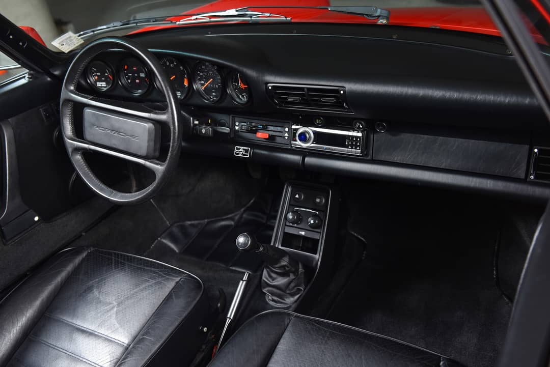 1989 Porsche 911 Targa Carrera — photo 11