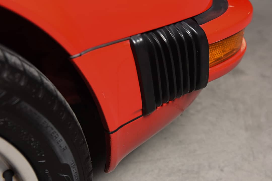 1989 Porsche 911 Targa Carrera — photo 16