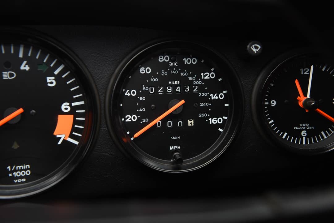 1989 Porsche 911 Targa Carrera — photo 21