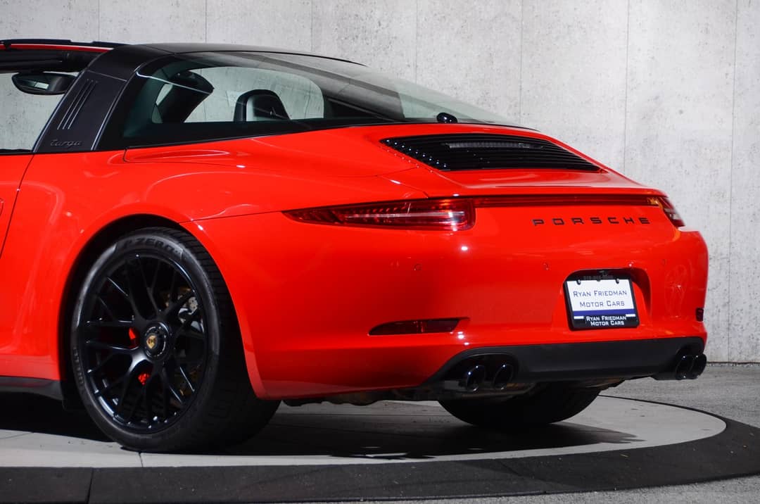 2016 Porsche 911 Targa 4 GTS — photo 15