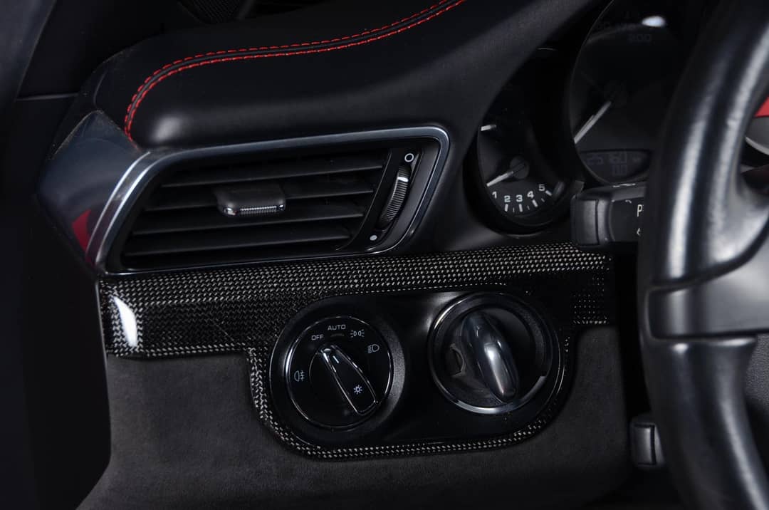 2016 Porsche 911 Targa 4 GTS — photo 19