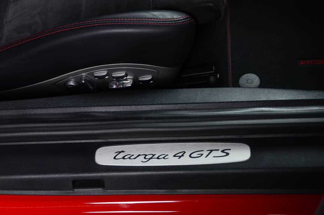 2016 Porsche 911 Targa 4 GTS — photo 31