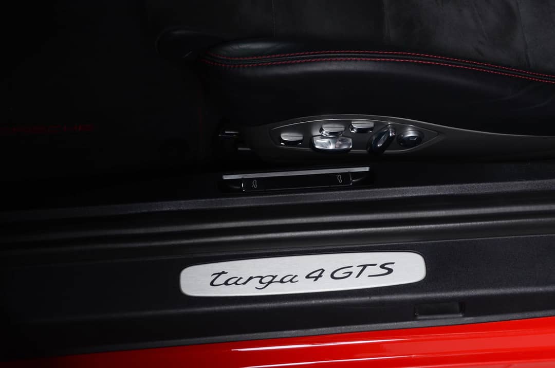 2016 Porsche 911 Targa 4 GTS — photo 35