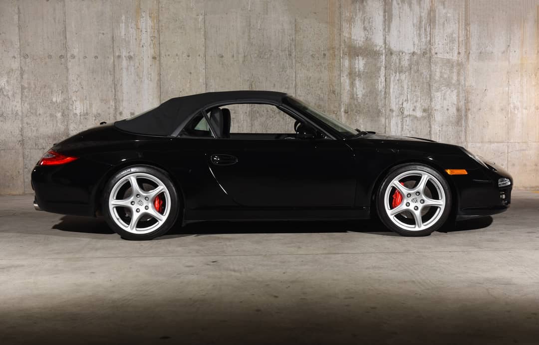 2010 Porsche 911 Carrera S — photo 2