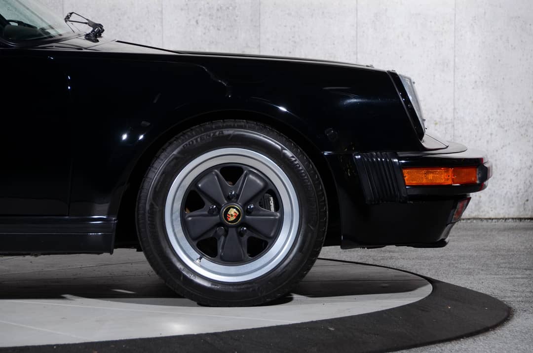 1989 Porsche 911 Carrera Turbo Look — photo 24