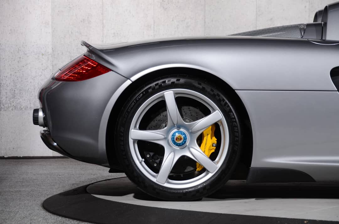 2005 Porsche Carrera GT — photo 14