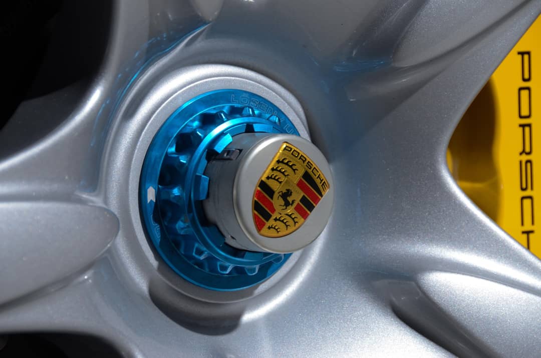 2005 Porsche Carrera GT — photo 17