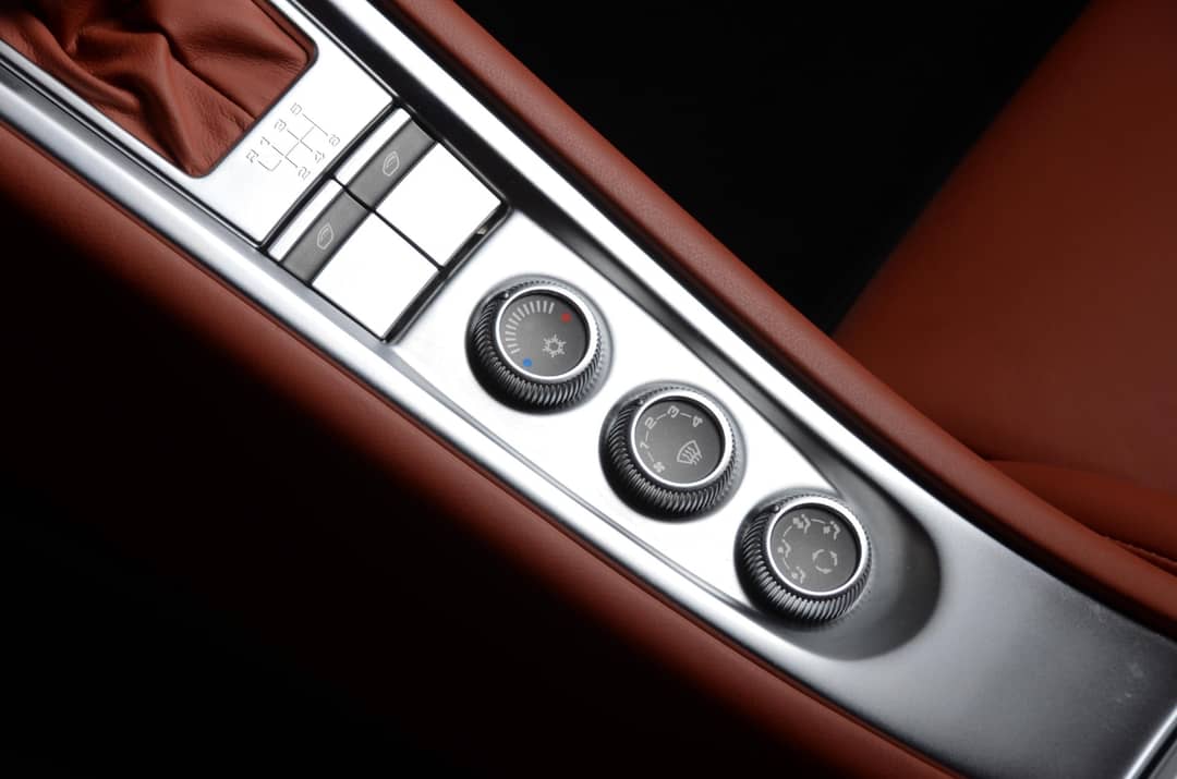2005 Porsche Carrera GT — photo 22