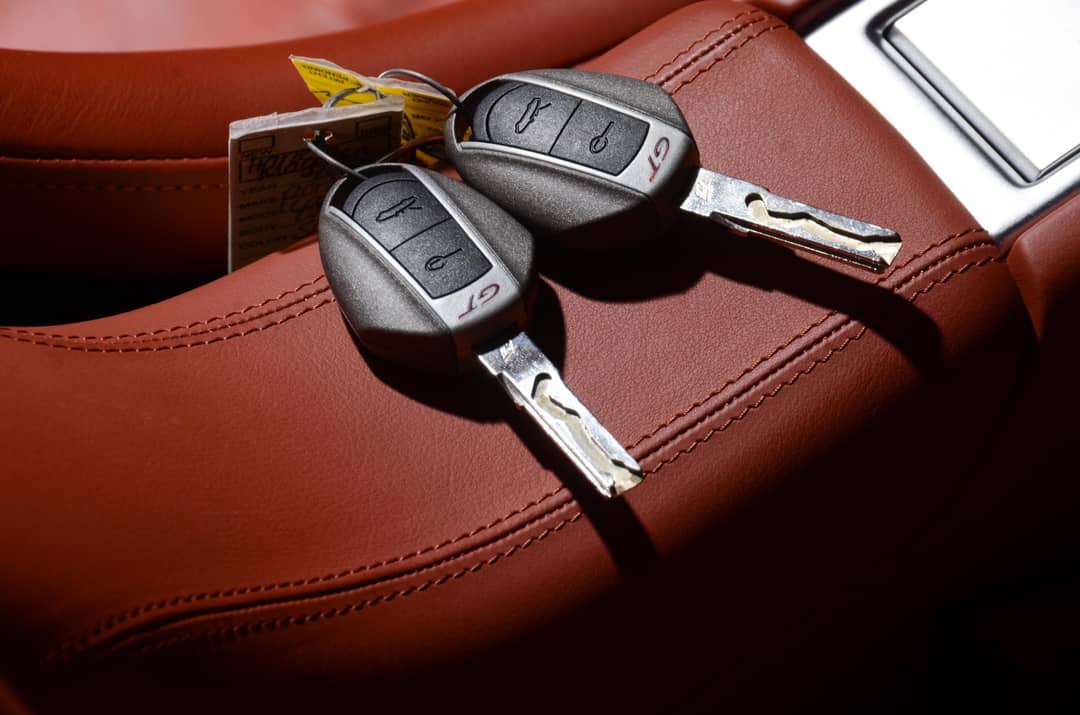 2005 Porsche Carrera GT — photo 29
