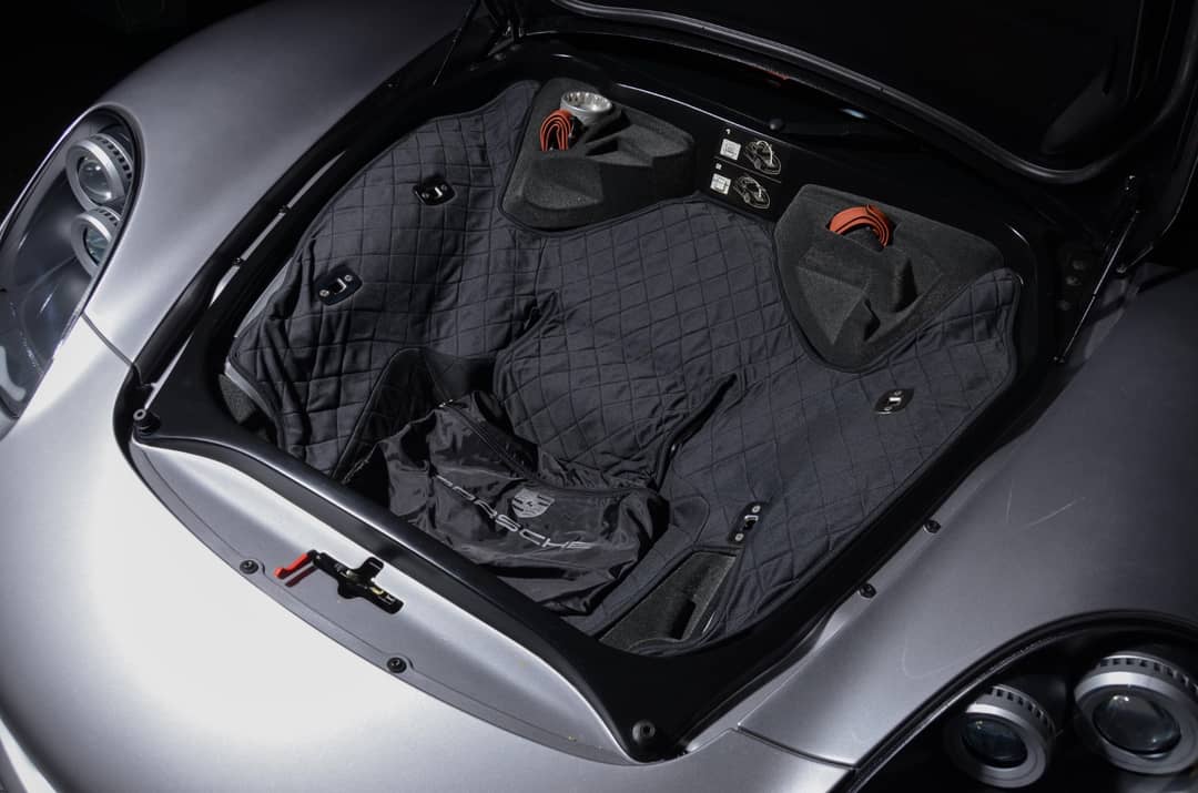 2005 Porsche Carrera GT — photo 31