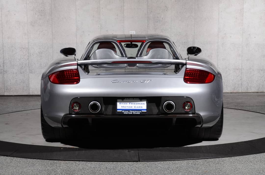 2005 Porsche Carrera GT — photo 35