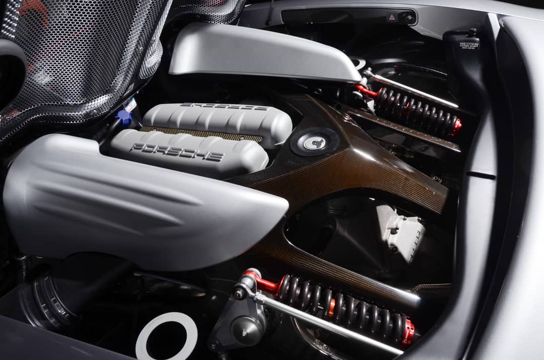2005 Porsche Carrera GT — photo 38