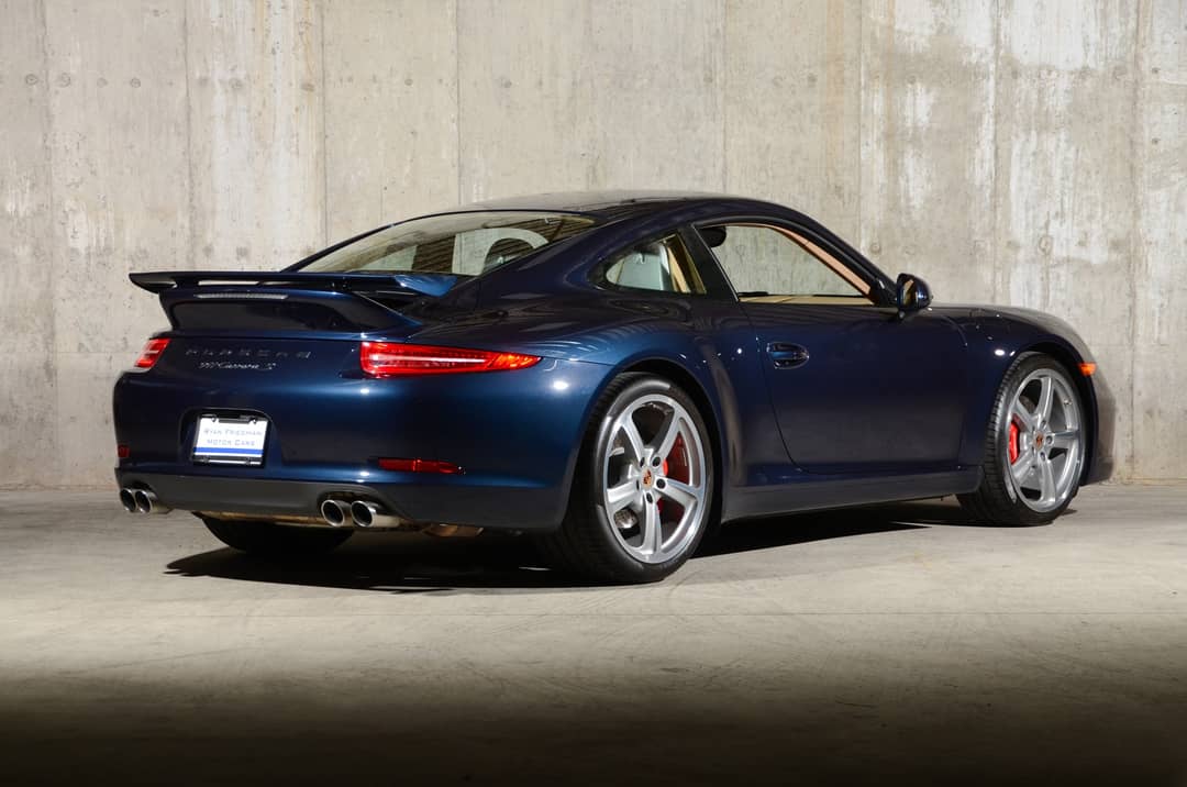 2014 Porsche 911 Carrera S — photo 2