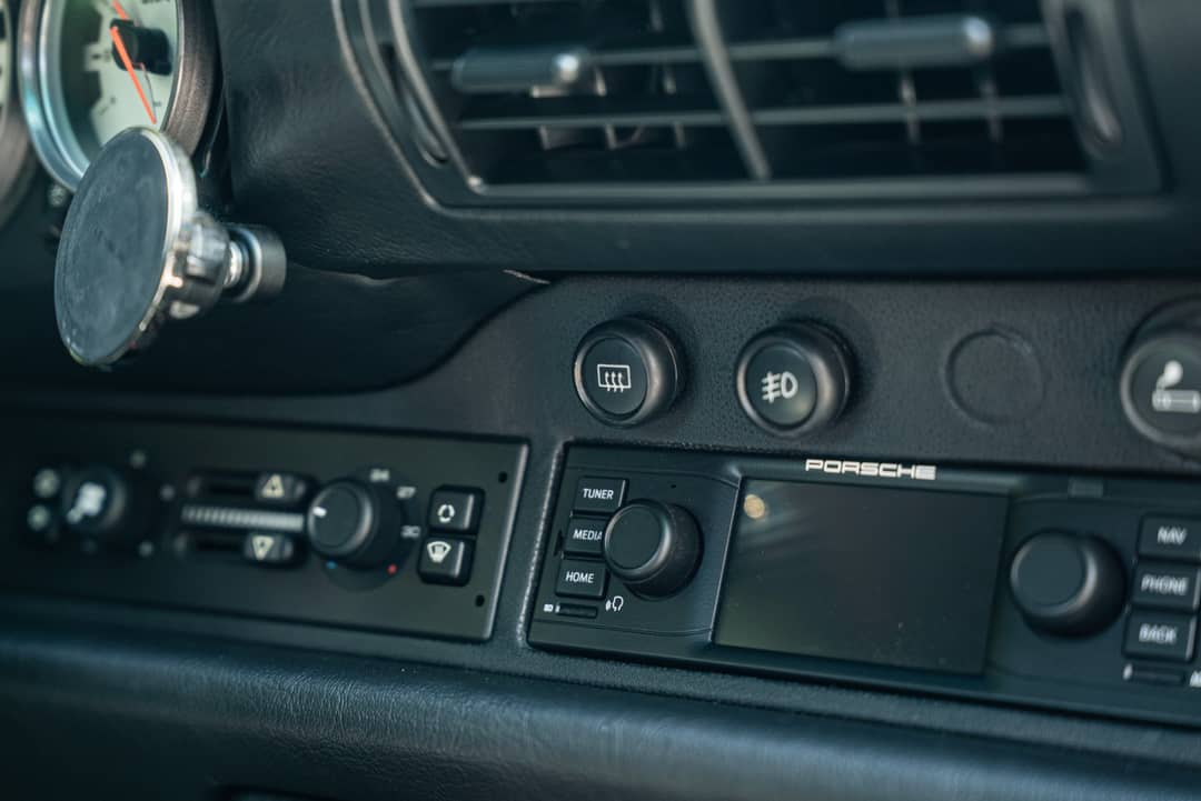 1998 Porsche 911 Carrera S — photo 32