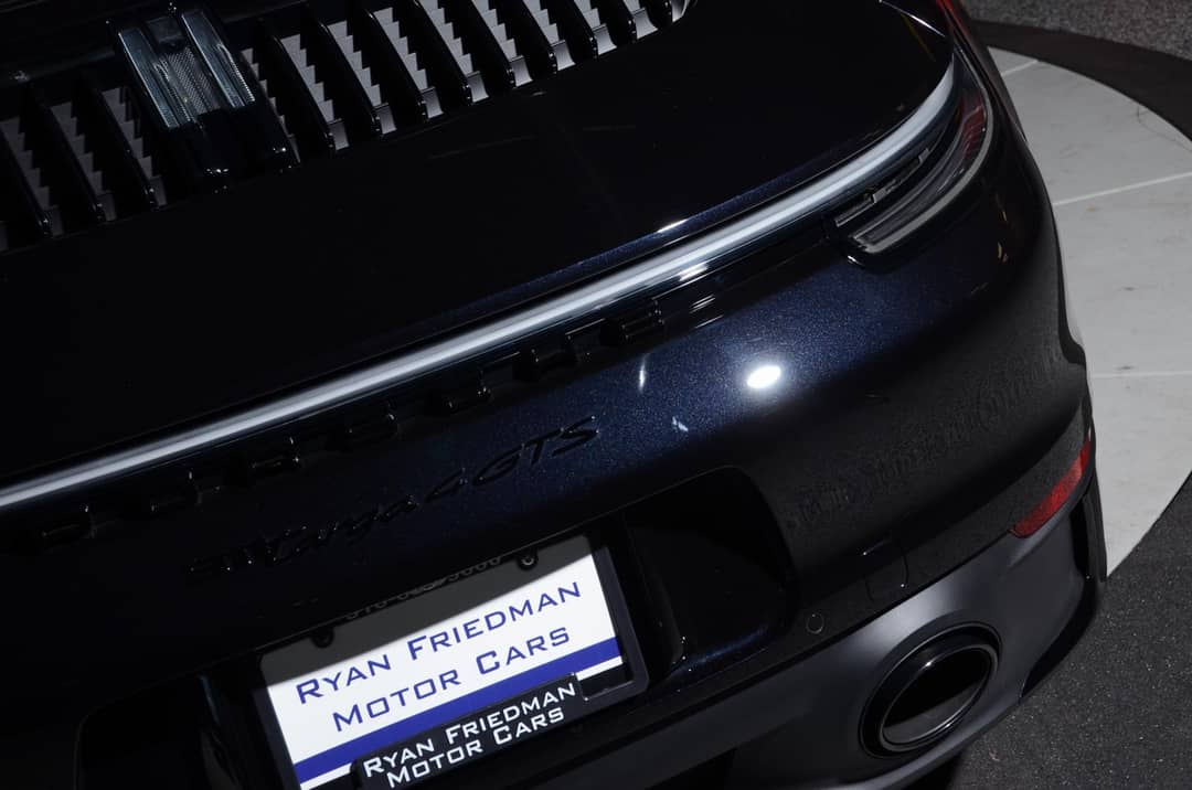 2024 Porsche 911 Targa 4 GTS — photo 17