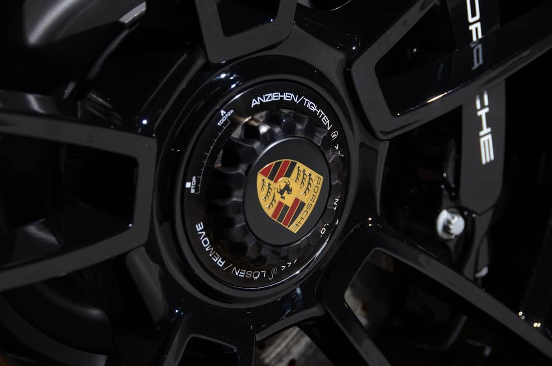 2024 Porsche 911 Targa 4 GTS — photo 18