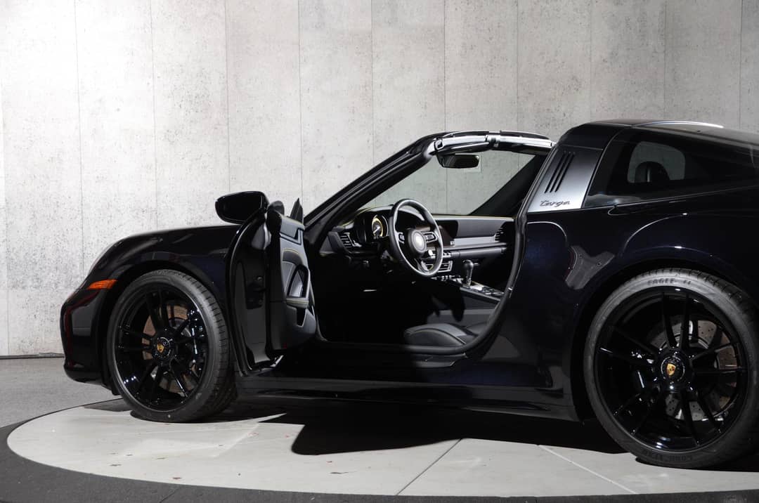 2024 Porsche 911 Targa 4 GTS — photo 20