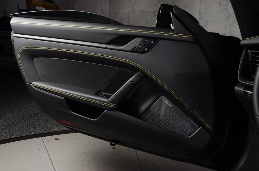 2024 Porsche 911 Targa 4 GTS — photo 29
