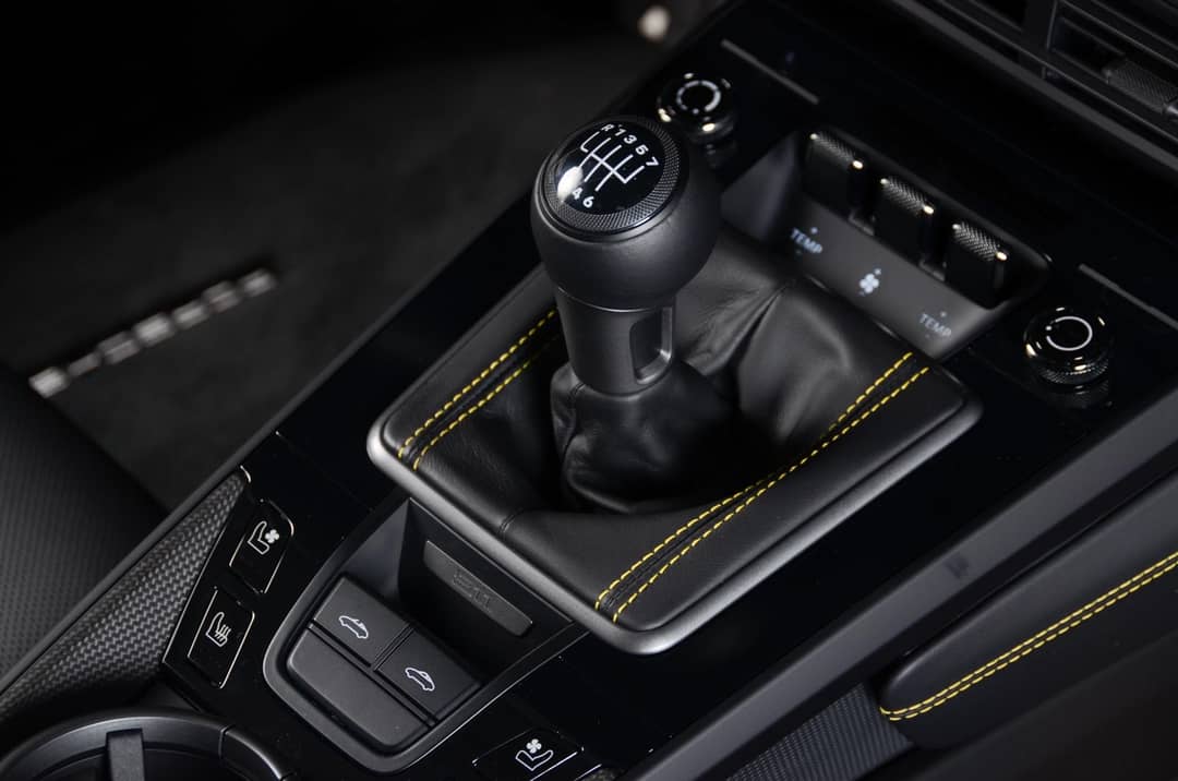 2024 Porsche 911 Targa 4 GTS — photo 6