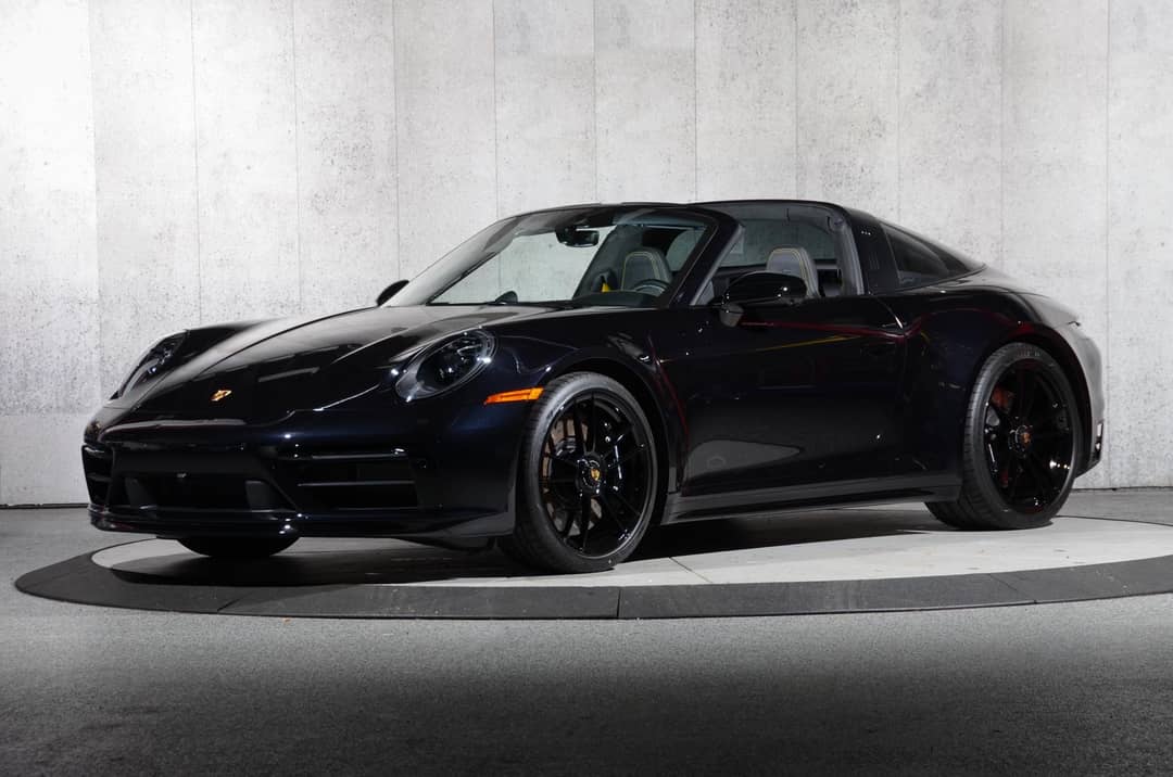 2024 Porsche 911 Targa 4 GTS — photo 9