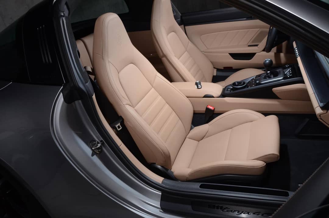 2024 Porsche 911 Targa 4 GTS — photo 17