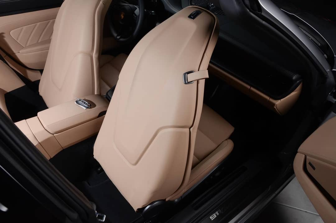 2024 Porsche 911 Targa 4 GTS — photo 18