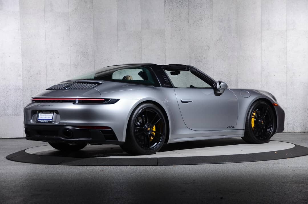 2024 Porsche 911 Targa 4 GTS — photo 3