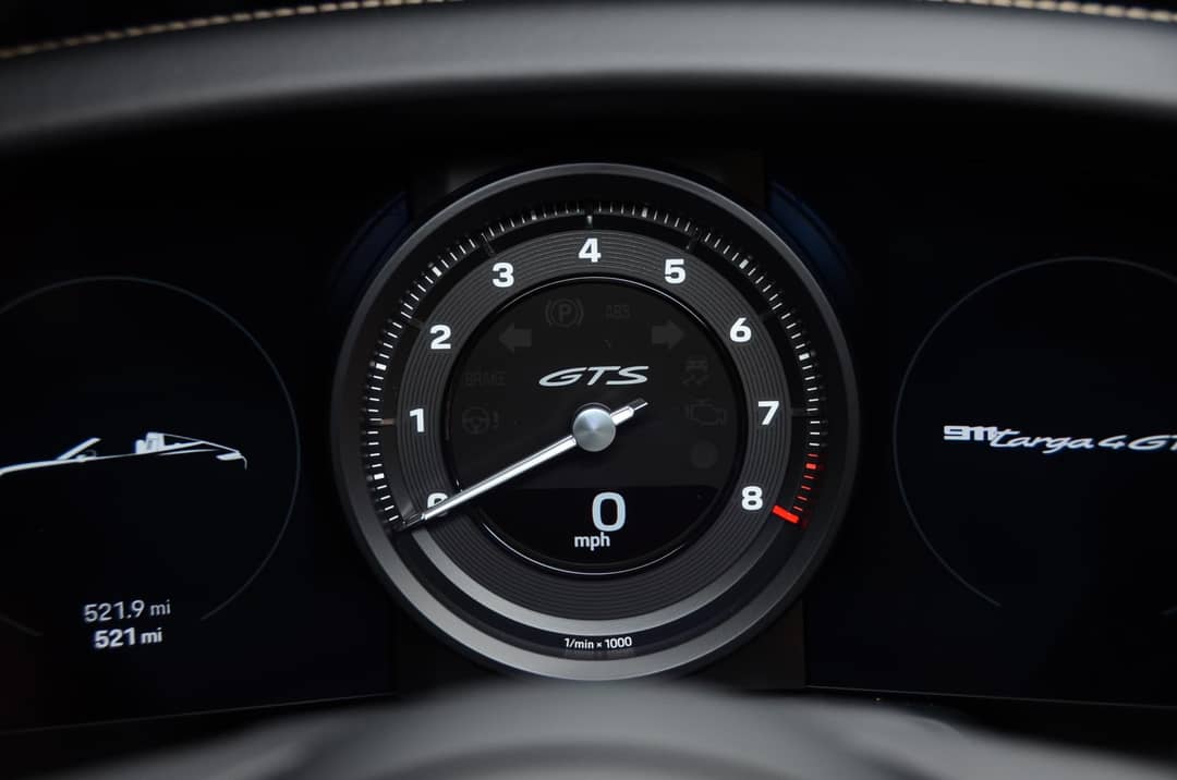2024 Porsche 911 Targa 4 GTS — photo 21
