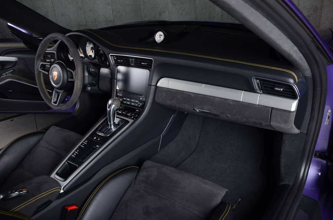2018 Porsche 911 GT3 — photo 16