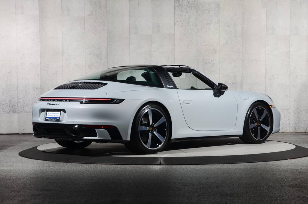 2024 Porsche 911 Targa 4S — photo 11