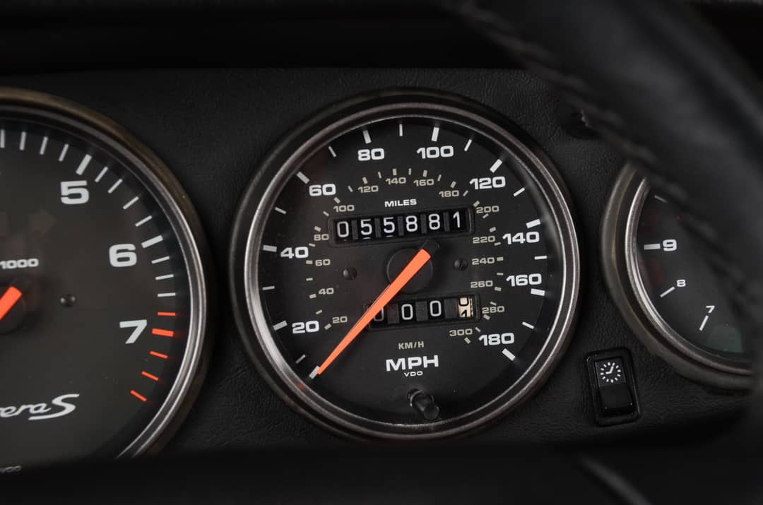 1998 Porsche 911 Carrera S — photo 17
