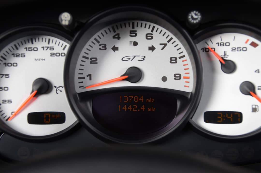 2004 Porsche 911 GT3 — photo 12