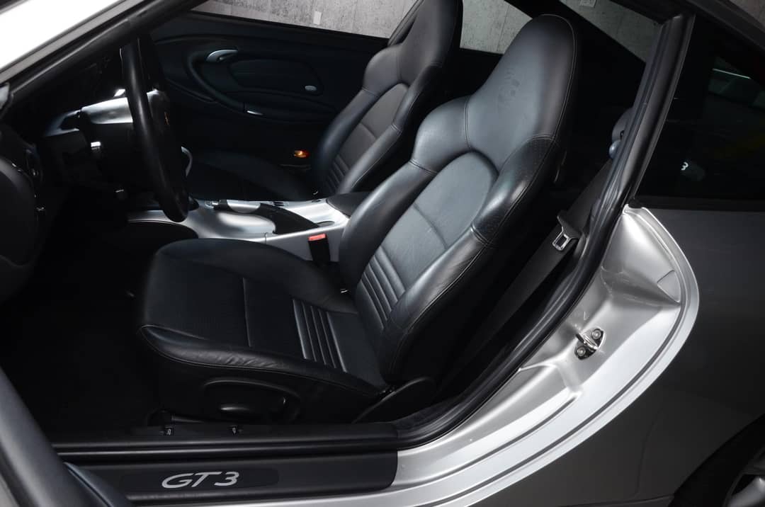 2004 Porsche 911 GT3 — photo 16