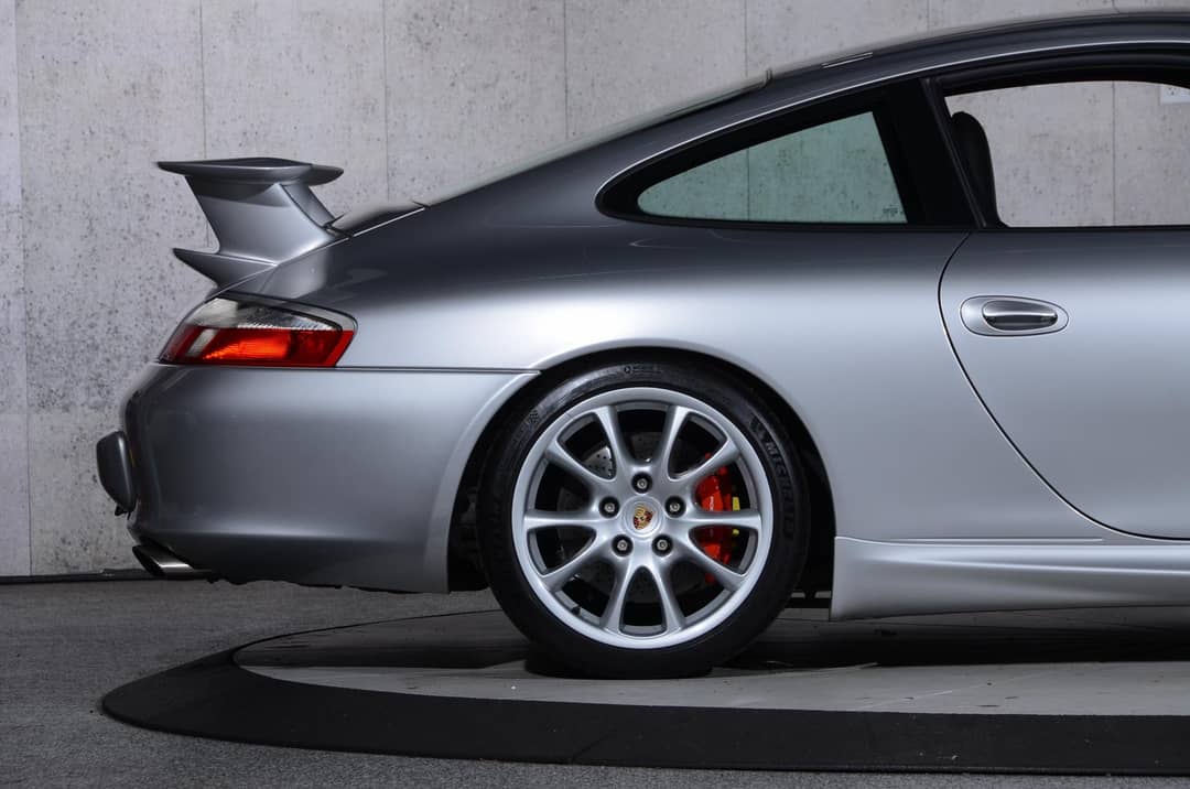 2004 Porsche 911 GT3 — photo 9