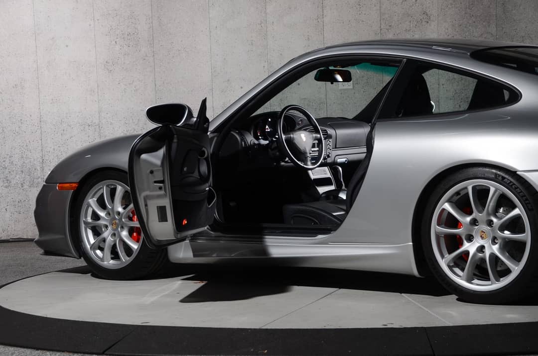2004 Porsche 911 GT3 — photo 10