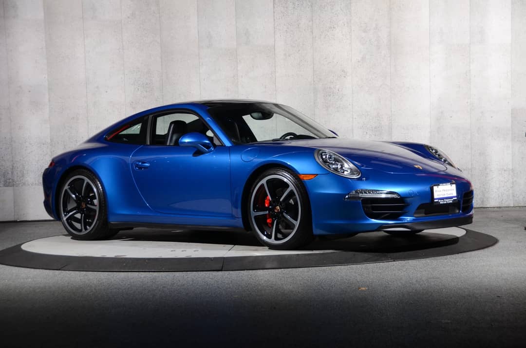 2015 Porsche 911 Carrera 4S — photo 2