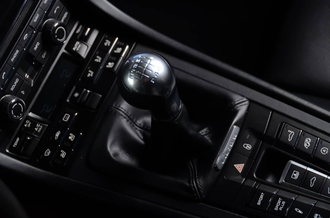 2015 Porsche 911 Carrera 4S — photo 19