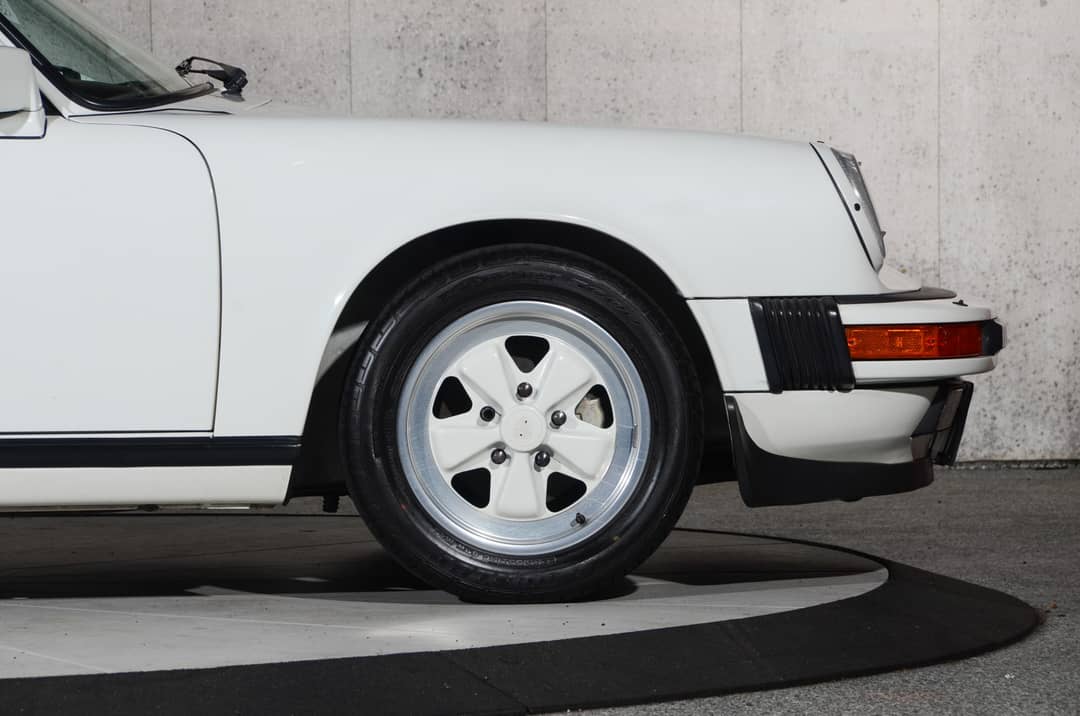 1987 Porsche 911 Carrera — photo 27
