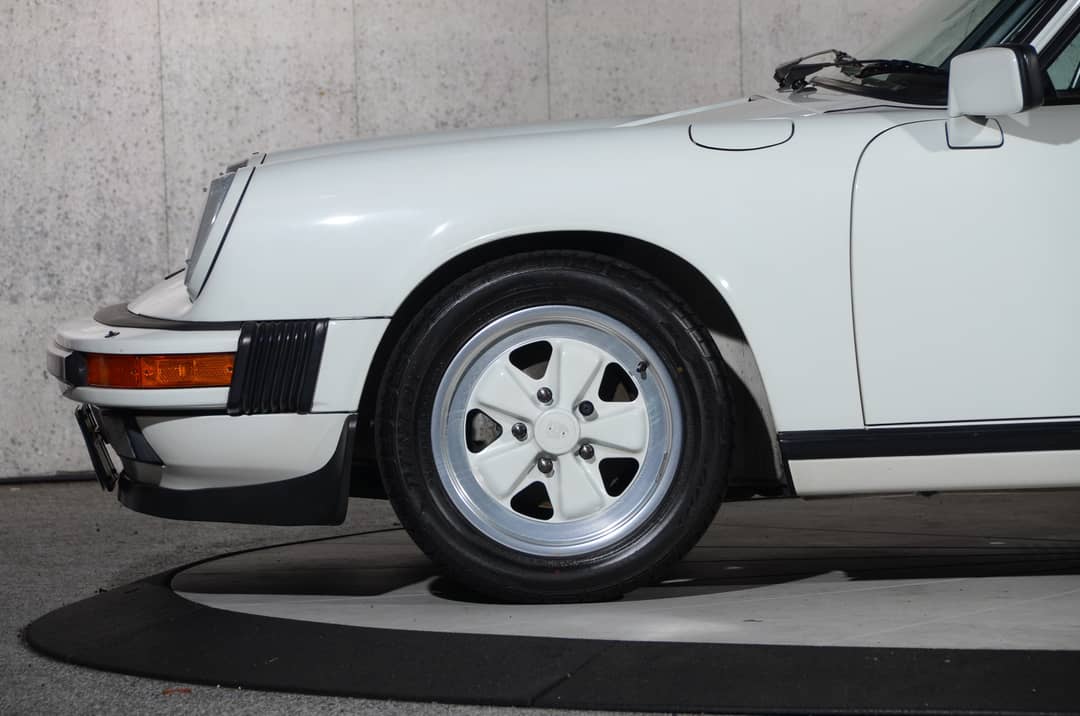 1987 Porsche 911 Carrera — photo 28