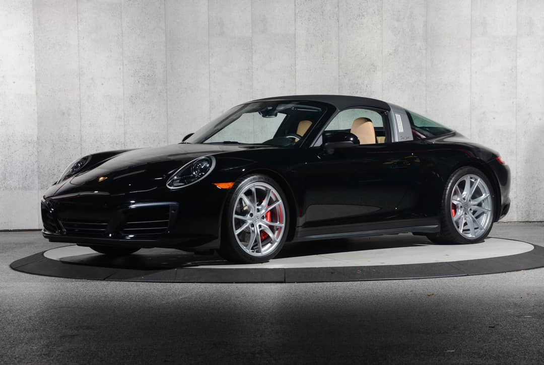 2019 Porsche 911 Targa 4S — photo 23