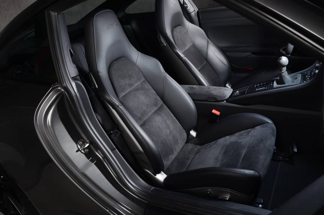 2016 Porsche 911 Carrera GTS — photo 19