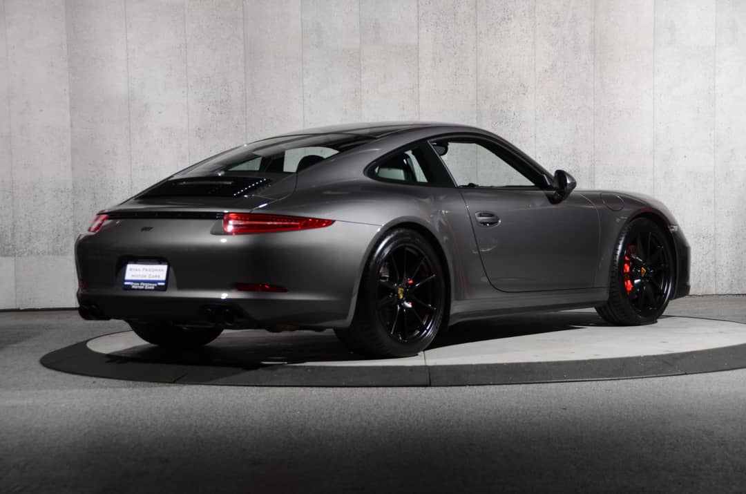 2016 Porsche 911 Carrera GTS — photo 3