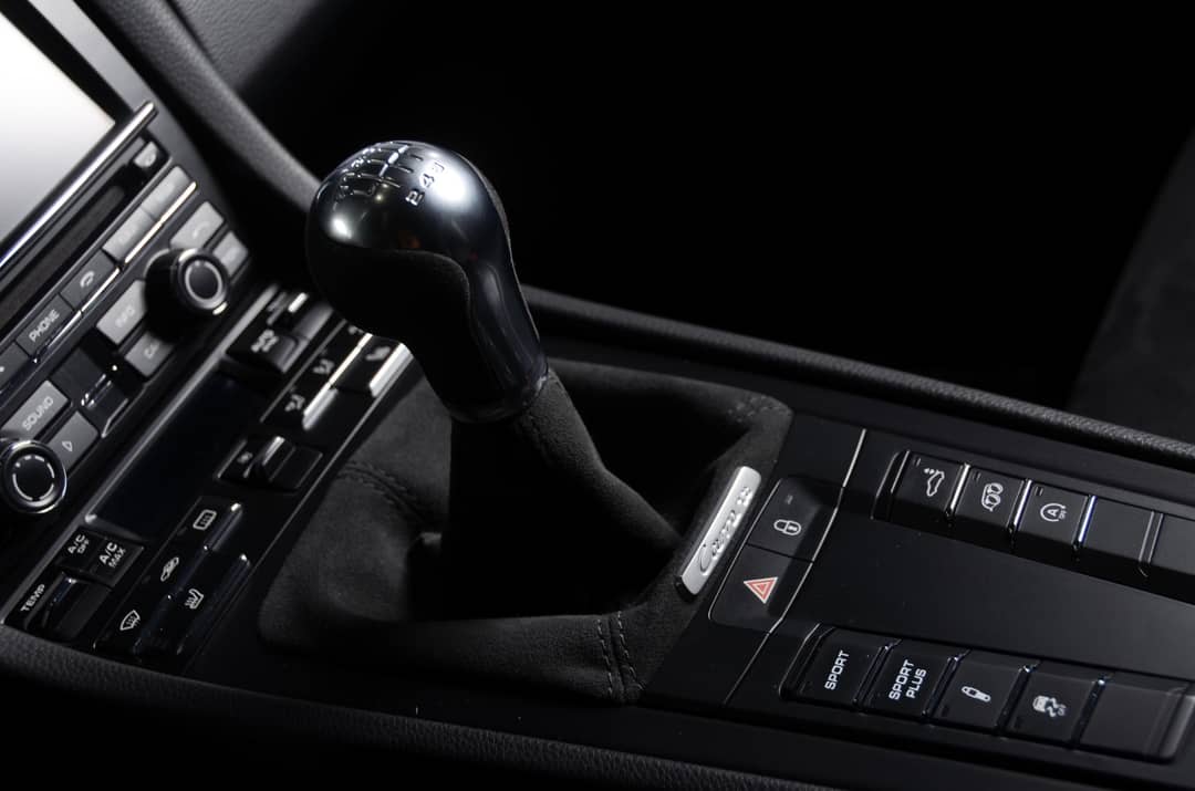 2016 Porsche 911 Carrera GTS — photo 20