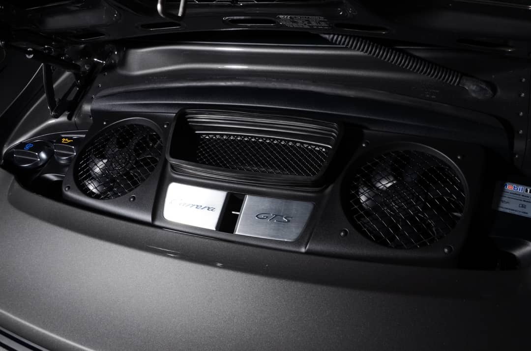 2016 Porsche 911 Carrera GTS — photo 29