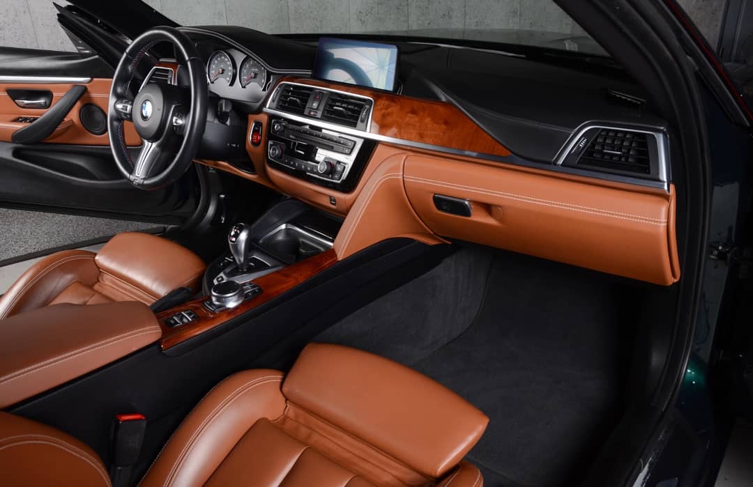 2019 BMW M4 — photo 25