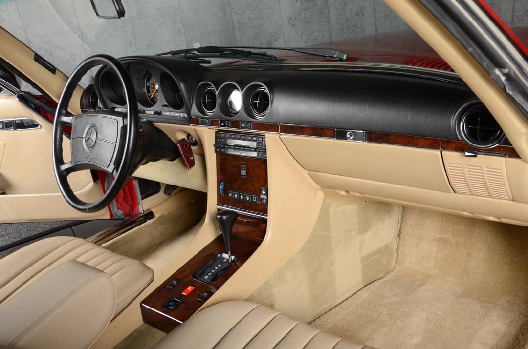 1987 Mercedes-Benz 560-Class 560 SL — photo 17