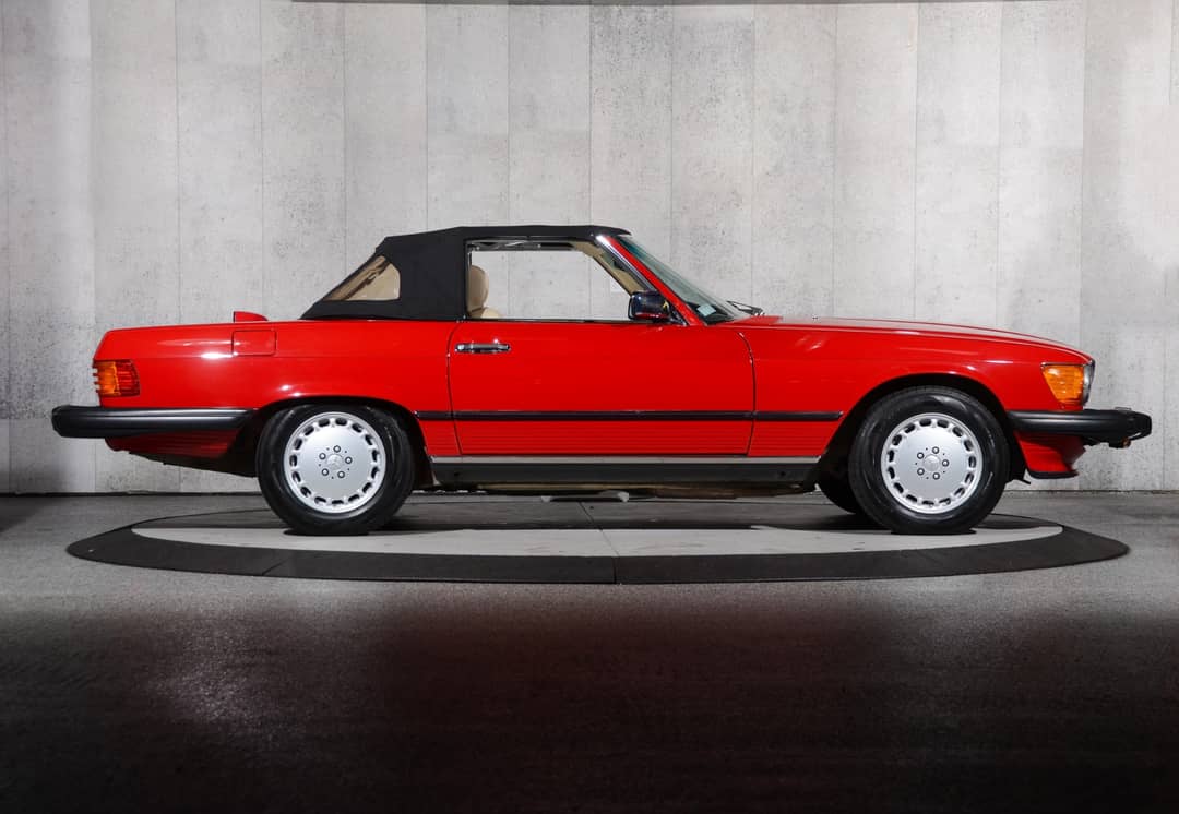 1987 Mercedes-Benz 560-Class 560 SL — photo 26