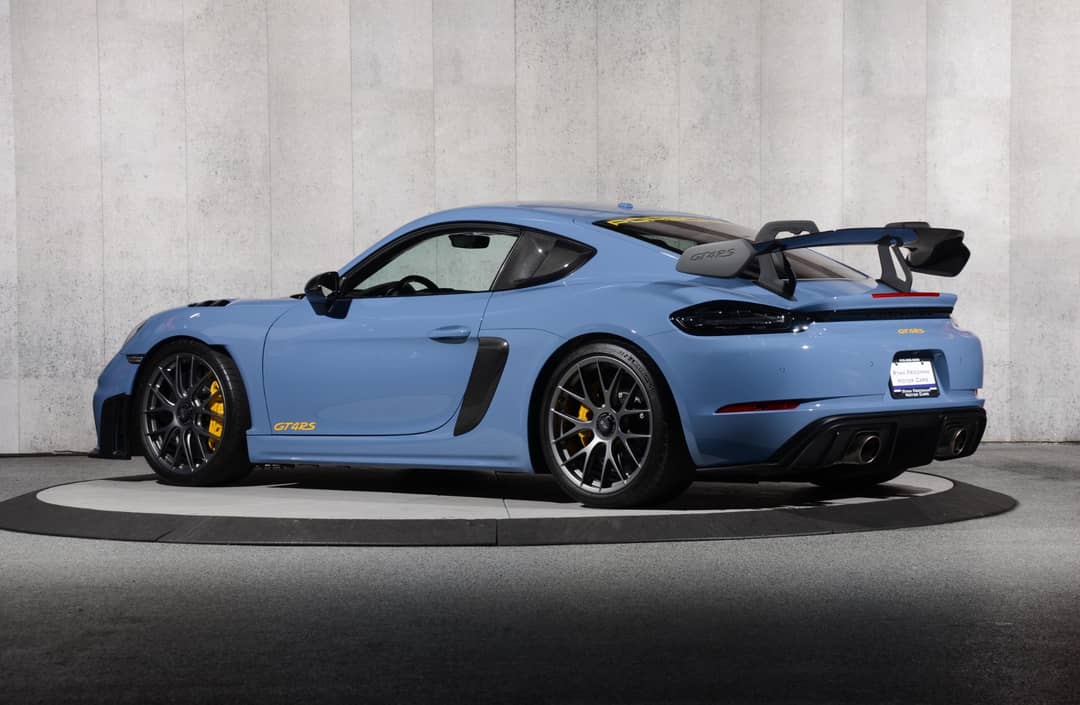 2023 Porsche 718 Cayman GT4 RS — photo 11