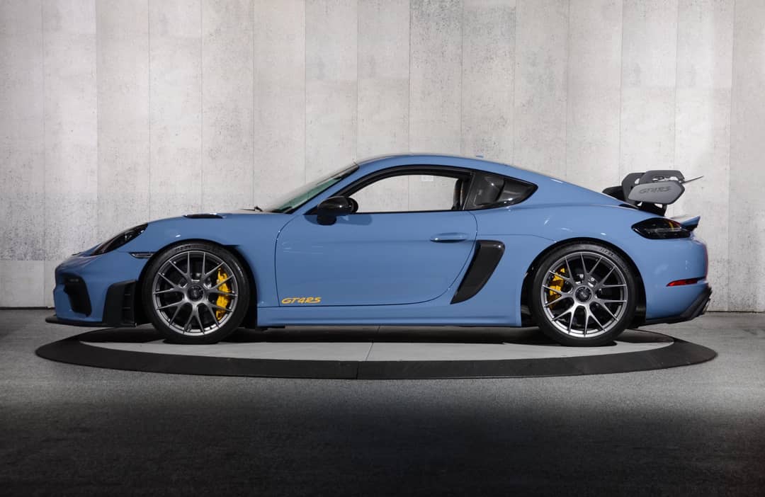 2023 Porsche 718 Cayman GT4 RS — photo 14