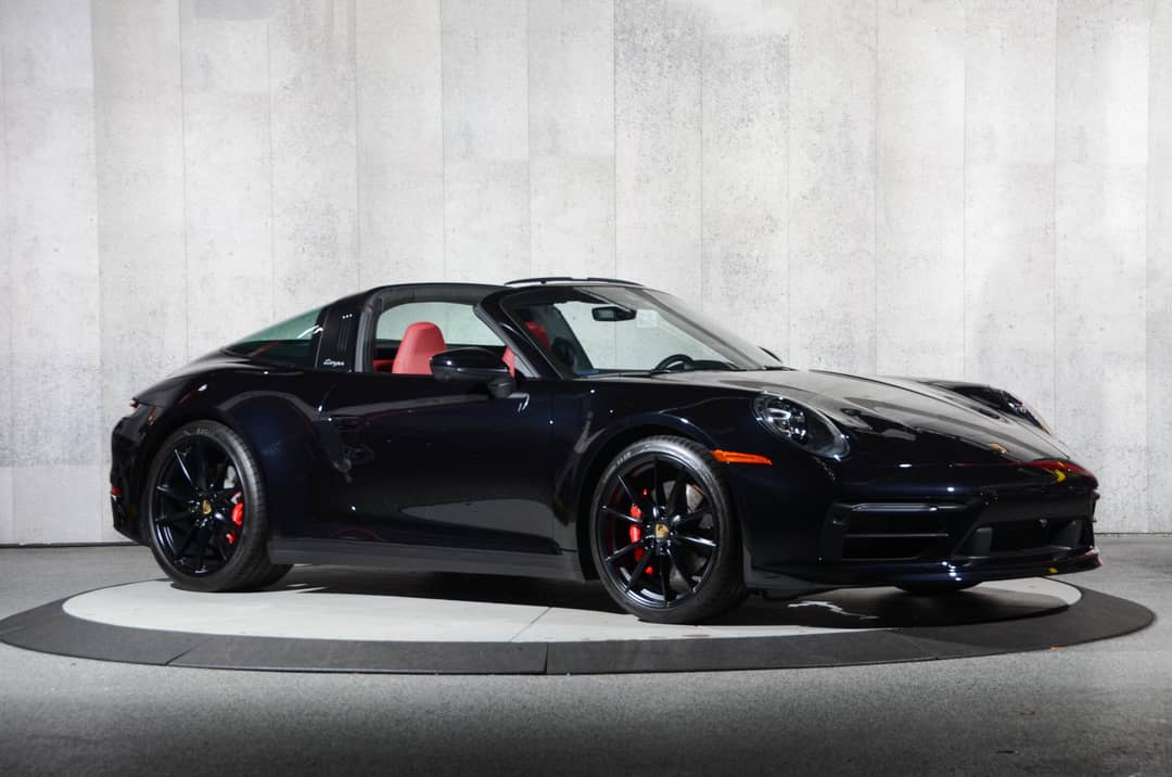 2024 Porsche 911 Targa 4S — photo 2
